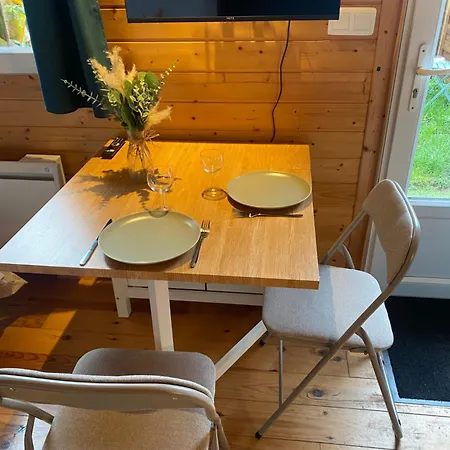 Apartment De *